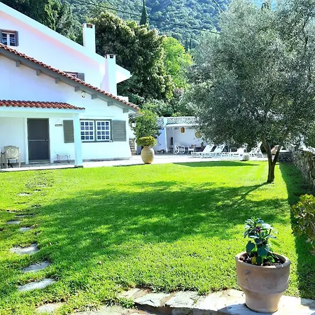 Beachfront Villa