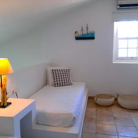 Beachfront * Skaloma