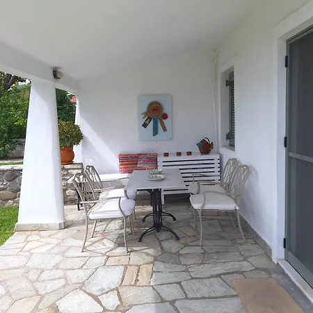 Beachfront Villa Skaloma