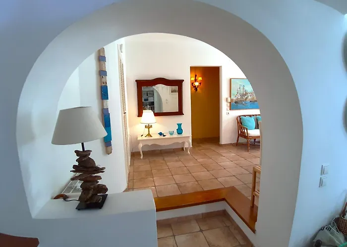 Villa Beachfront Skaloma