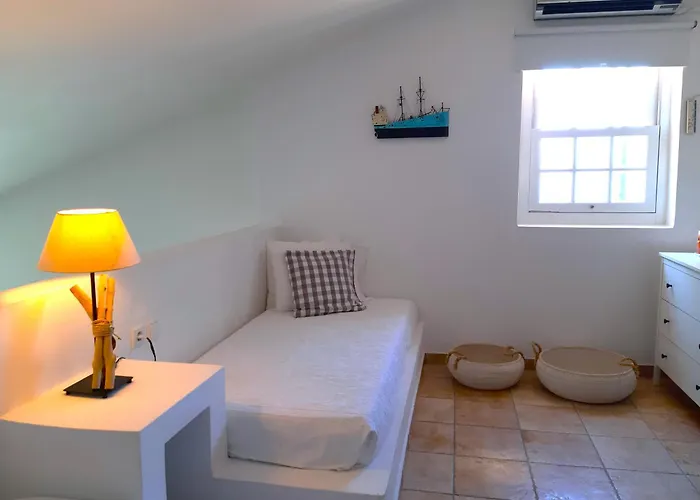 Beachfront * Skaloma